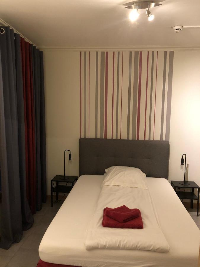 La Chataigneraie Uzer  Exteriör bild